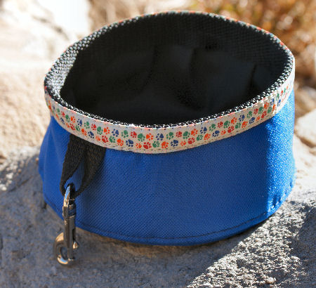 Pawmark Collapsible Water and Food Bowl